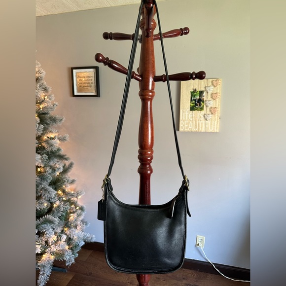 Coach Handbags - Vintage Coach Legacy Purse